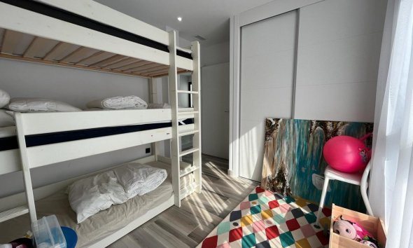 Reventa - Villa - Torrevieja - Los Balcones