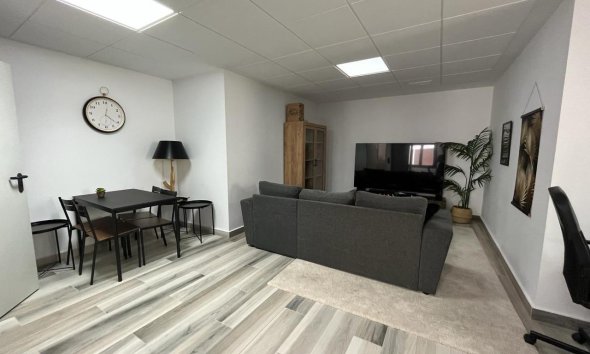 Reventa - Villa - Torrevieja - Los Balcones