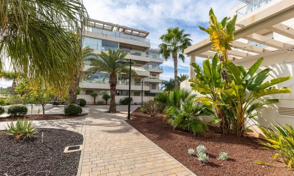 Resale - Apartment - Orihuela Costa - Los Dolses