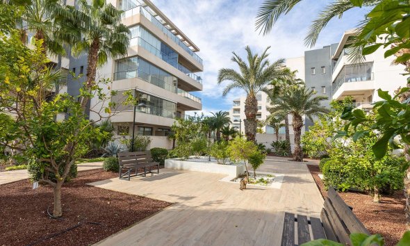 Resale - Apartment - Orihuela Costa - Los Dolses