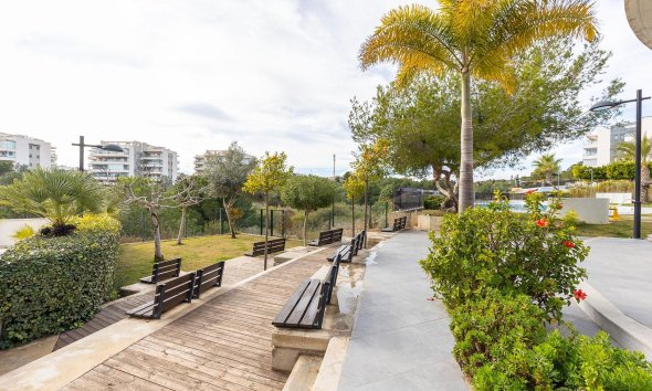 Resale - Apartment - Orihuela Costa - Los Dolses