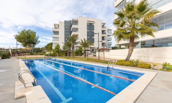 Resale - Apartment - Orihuela Costa - Los Dolses