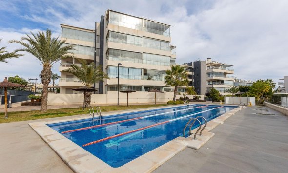 Resale - Apartment - Orihuela Costa - Los Dolses