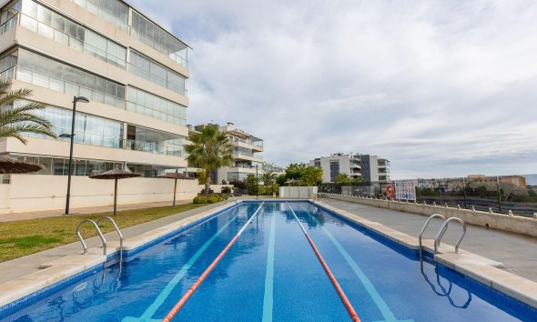 Resale - Apartment - Orihuela Costa - Los Dolses