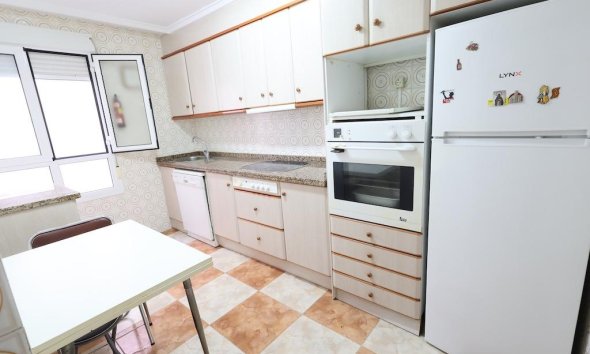 Resale - Apartment - Torrevieja - Playa del Cura
