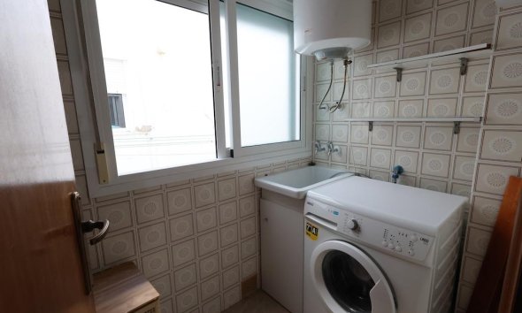 Resale - Apartment - Torrevieja - Playa del Cura