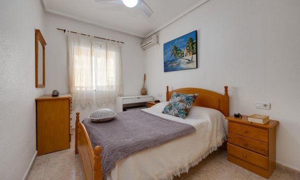 Resale - Apartment - Torrevieja - Playa del cura