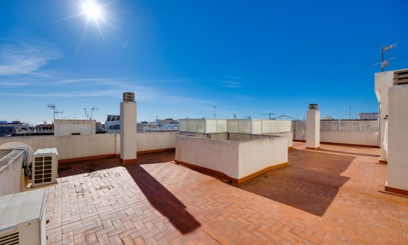 Resale - Apartment - Torrevieja - Playa del cura