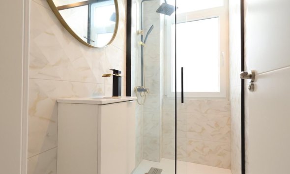 Resale - Apartment - Torrevieja - La Mata