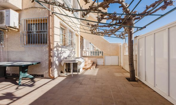 Resale - Bungalow - Torrevieja - PLAYA DE LA MATA