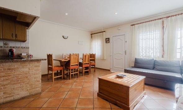 Resale - Bungalow - Torrevieja - PLAYA DE LA MATA