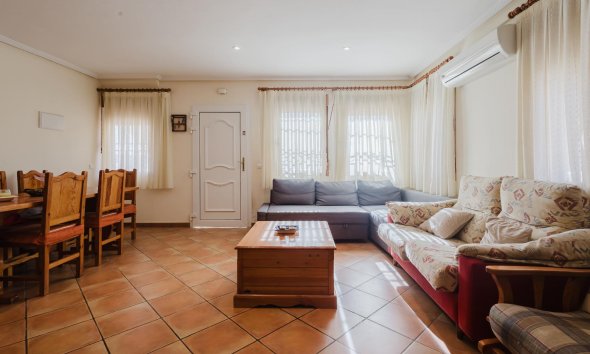 Resale - Bungalow - Torrevieja - PLAYA DE LA MATA