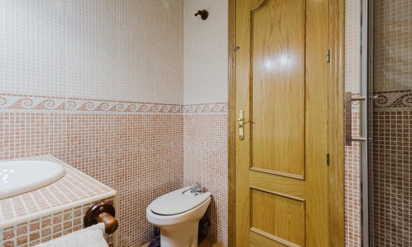 Resale - Bungalow - Torrevieja - PLAYA DE LA MATA