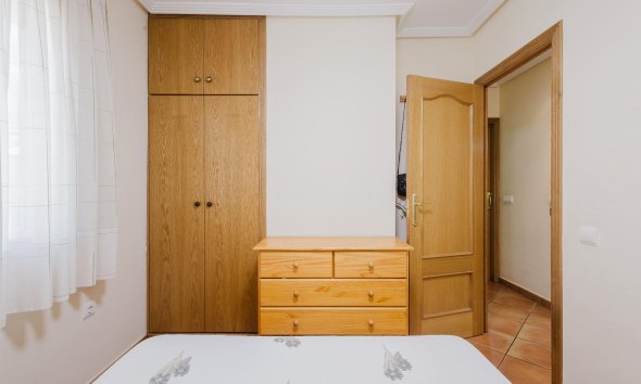 Resale - Bungalow - Torrevieja - PLAYA DE LA MATA