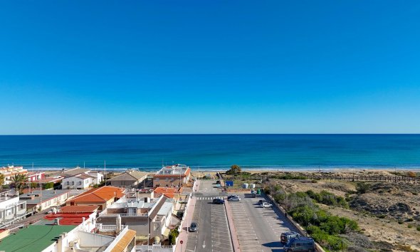 Resale - Bungalow - Torrevieja - PLAYA DE LA MATA