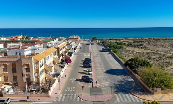 Resale - Bungalow - Torrevieja - PLAYA DE LA MATA