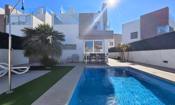 Reventa - Villa - Guardamar del Segura - El Raso