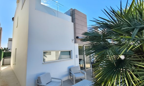 Reventa - Villa - Guardamar del Segura - El Raso