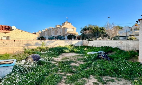 Resale - Villa - Torrevieja - Aguas Nuevas