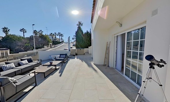 Resale - Villa - Orihuela Costa - Lomas de Campoamor-Las Ramblas