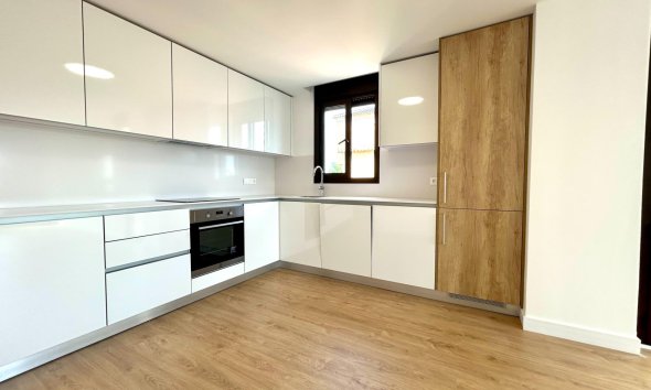 Resale - Apartment - Orihuela Costa - PAU 8