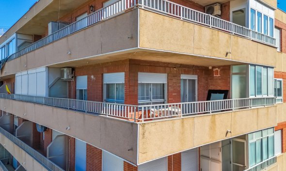 Resale - Apartment - Torrevieja - Playa del Acequión