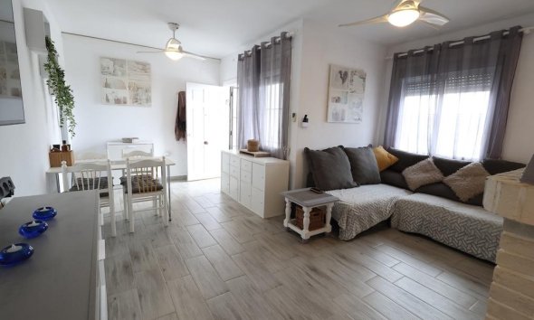 Rynek Wtórny - Bungalow / Domek parterowy - Orihuela Costa - La Regia