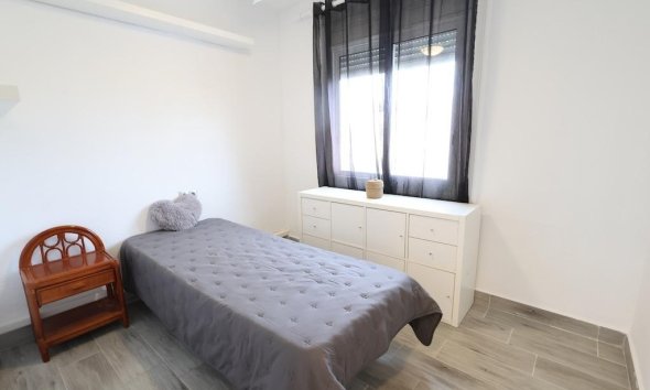 Rynek Wtórny - Bungalow / Domek parterowy - Orihuela Costa - La Regia