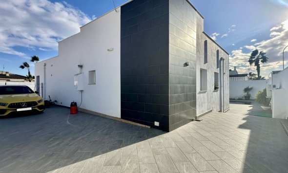 Resale - Villa - Rojales - Ciudad Quesada