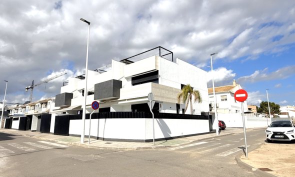 Resale - Bungalow - Pilar de la Horadada - Costa Blanca Sur