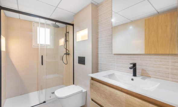 Resale - Apartment - Torrevieja - La Mata pueblo