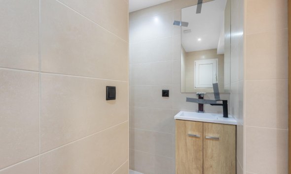 Resale - Apartment - Torrevieja - La Mata pueblo