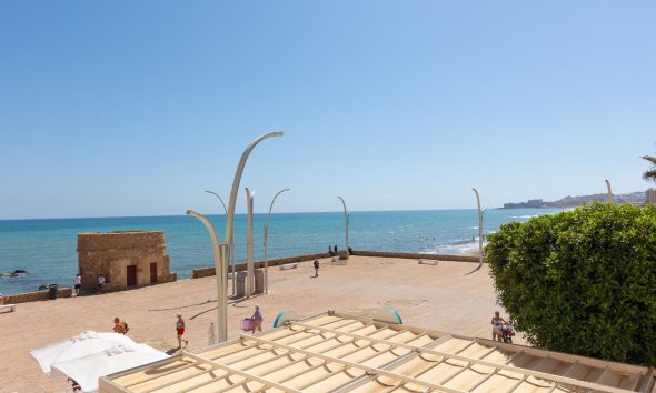 Resale - Apartment - Torrevieja - La Mata pueblo