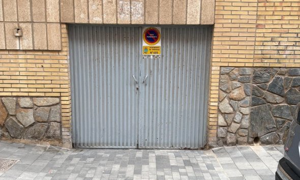 Resale - garage - Torrevieja - Playa del cura