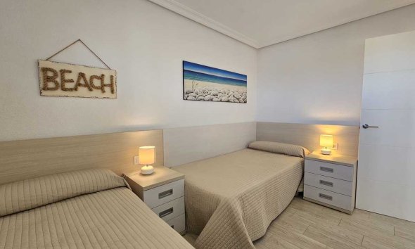 Resale - Apartment - Orihuela Costa - Mil Palmeras