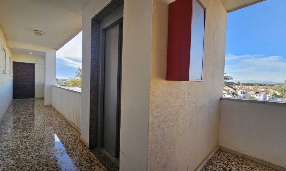 Resale - Apartment - Orihuela Costa - Mil Palmeras