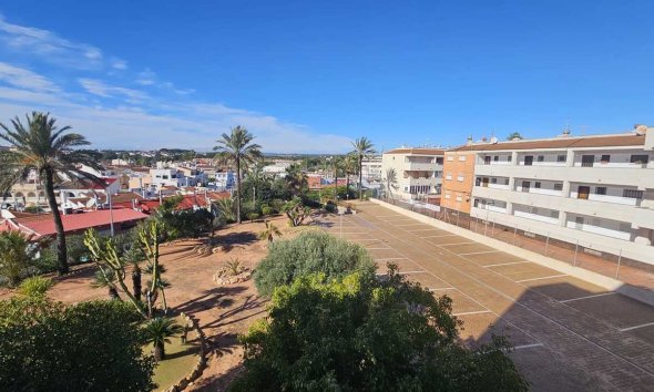 Resale - Apartment - Orihuela Costa - Mil Palmeras