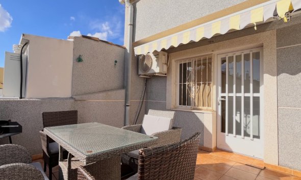 Resale - Terraced house / Townhouse - Torrevieja - La Siesta - El Salado -  Torreta