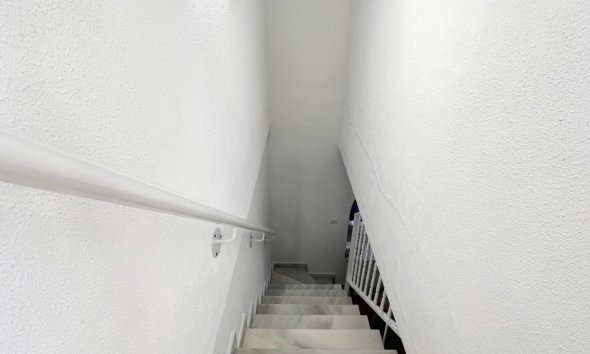 Resale - Terraced house / Townhouse - Torrevieja - La Siesta - El Salado -  Torreta