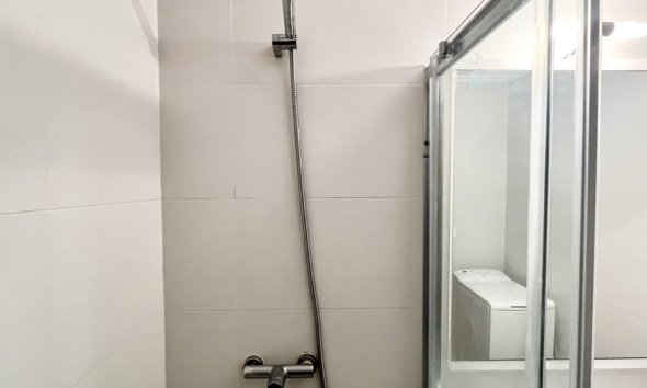 Resale - Terraced house / Townhouse - Torrevieja - La Siesta - El Salado -  Torreta