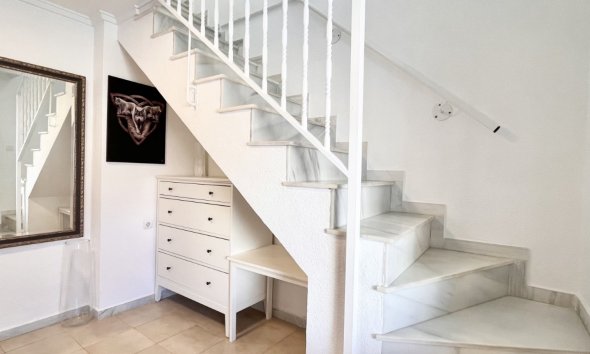 Resale - Terraced house / Townhouse - Torrevieja - La Siesta - El Salado -  Torreta