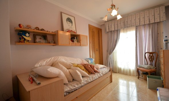 Resale - Villa - Guardamar del Segura