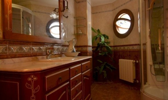 Resale - Villa - Guardamar del Segura