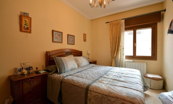 Resale - Villa - Guardamar del Segura