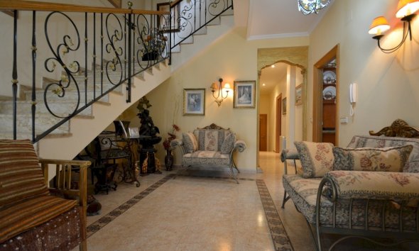 Resale - Villa - Guardamar del Segura