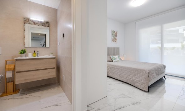 Resale - Apartment - Orihuela Costa - Playa Flamenca