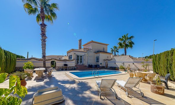 Resale - Villa - Orihuela Costa - Las Ramblas Golf