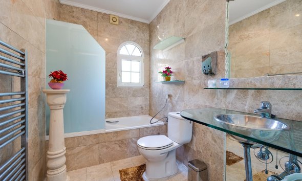 Resale - Villa - Orihuela Costa - Las Ramblas Golf