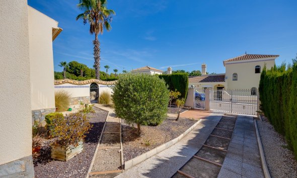 Resale - Villa - Orihuela Costa - Las Ramblas Golf