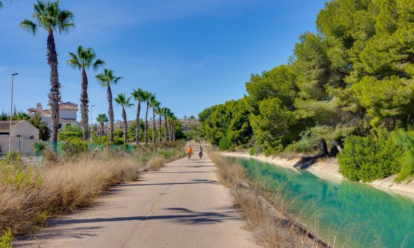 Resale - Villa - Orihuela Costa - Las Ramblas Golf